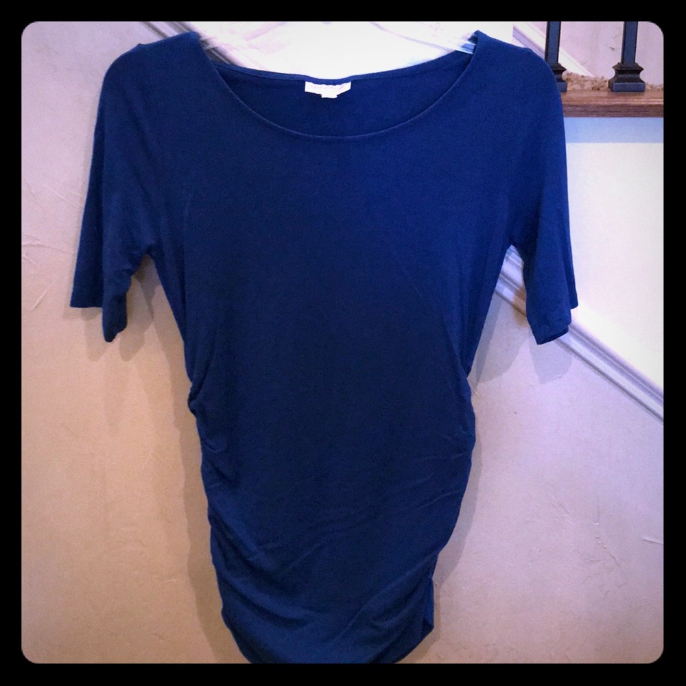 A Pea in the Pod maternity top